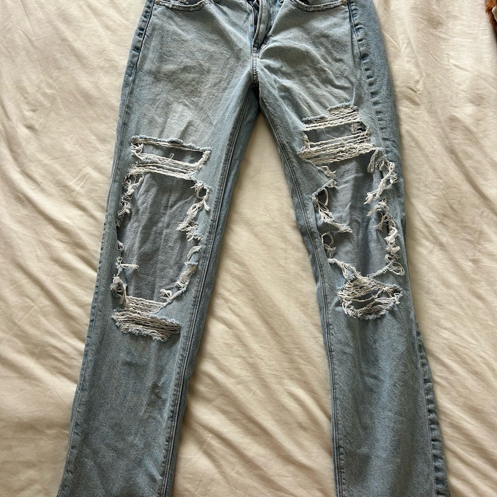 American Eagle ‘90s Straight Strigid Jeans
